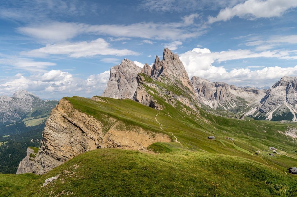 Montañas que visitar las Dolomitas