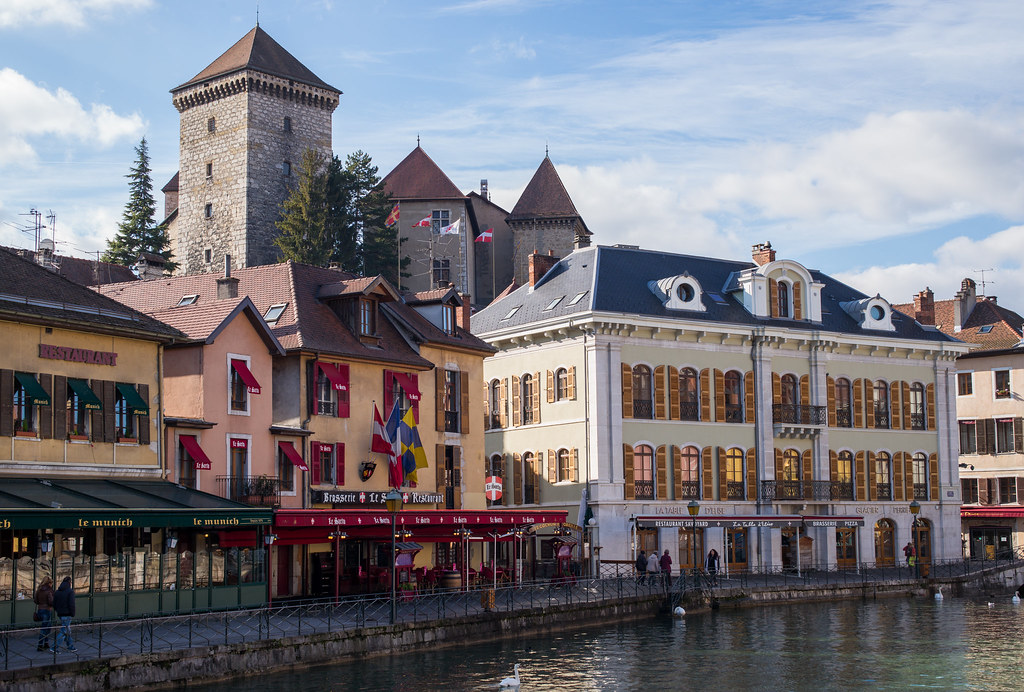 El Castillo de Annecy: Historia en las Alturas