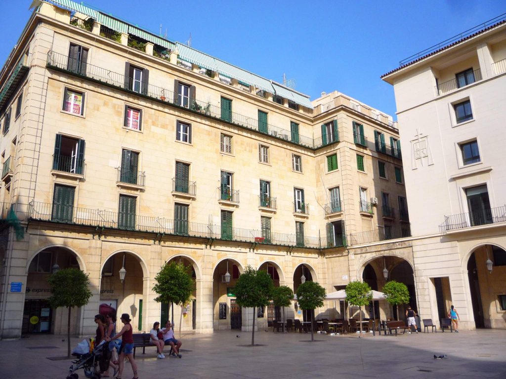 PLAZA DEL AYUNTAMIENTO