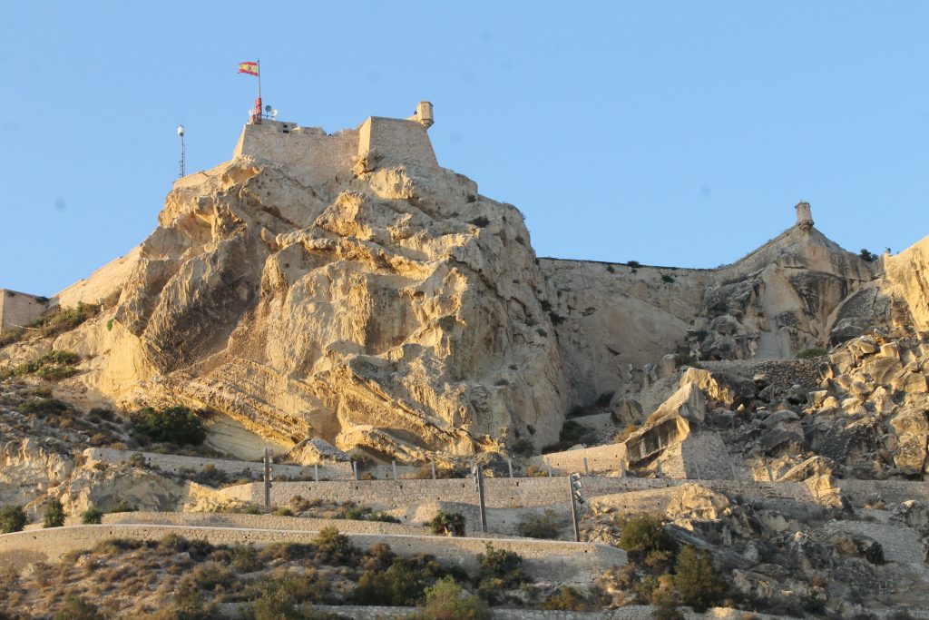 CASTILLO DE SANTA BÁRBARA DE ALICANTE