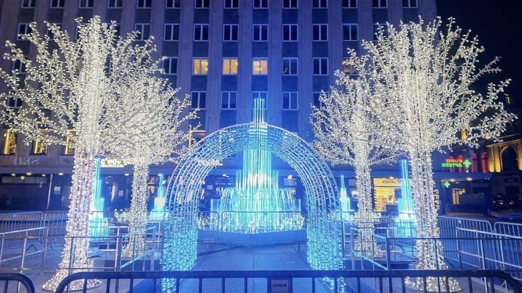 Plaza de la libertad en Tallin en navidad